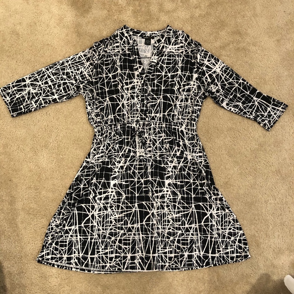 Black and White A-Line Stretchy Dress